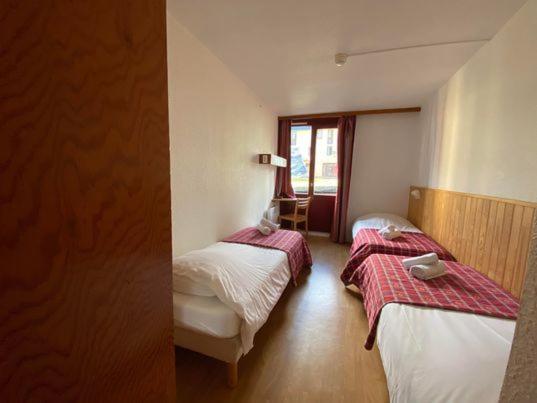Le Nabias 1450 Hotel Génos Kültér fotó